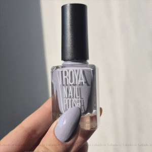 لاک ناخن ترویا کد 826 رنگ بنفش لاوندر