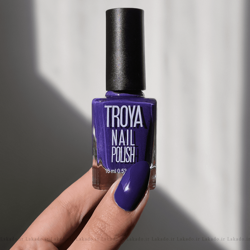 لاک ناخن ترویا کد 978 رنگ نیلی سیر