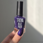 لاک ناخن ترویا کد 972 رنگ بادمجونی شاین